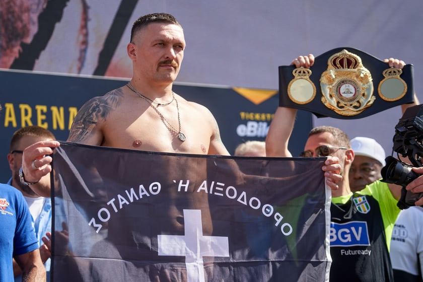 Ceremonia ważenia zawodników przezwieczorem bokserskim na Tarczyński Arena, którego kulminacją będzie walka Usyk - Dubois