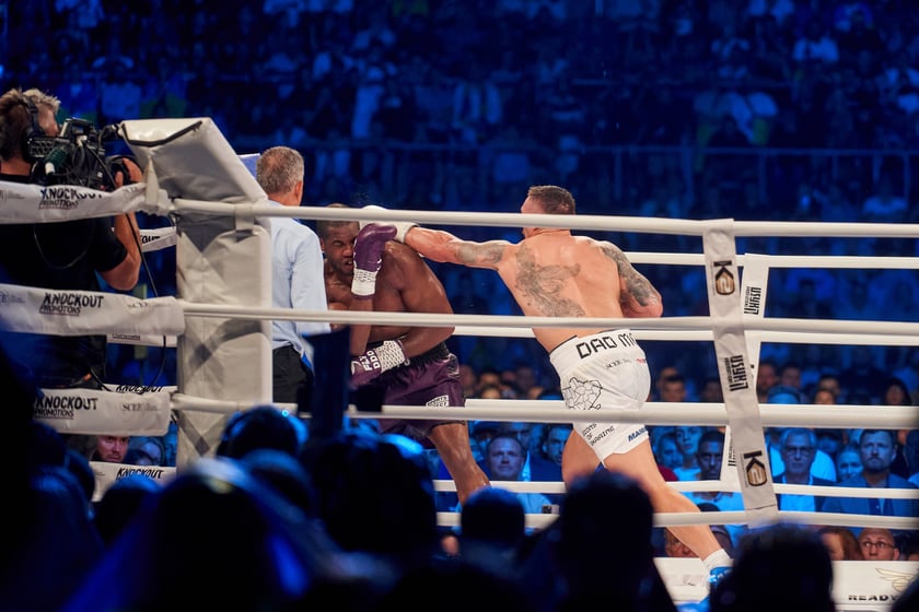 Usyk - Dubois. Zdjęcia z gali bokserskiej na Tarczyński Arenie we Wrocławiu