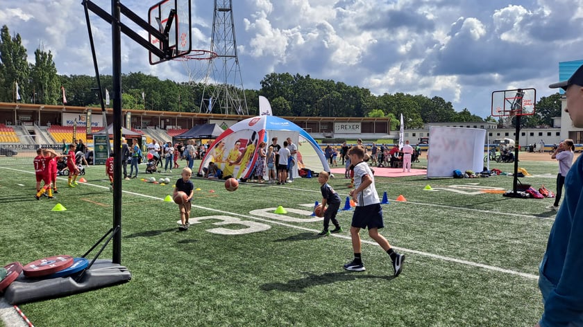 Sportowe rozpoczęcie roku szkolnego na Stadionie Olimpijskim