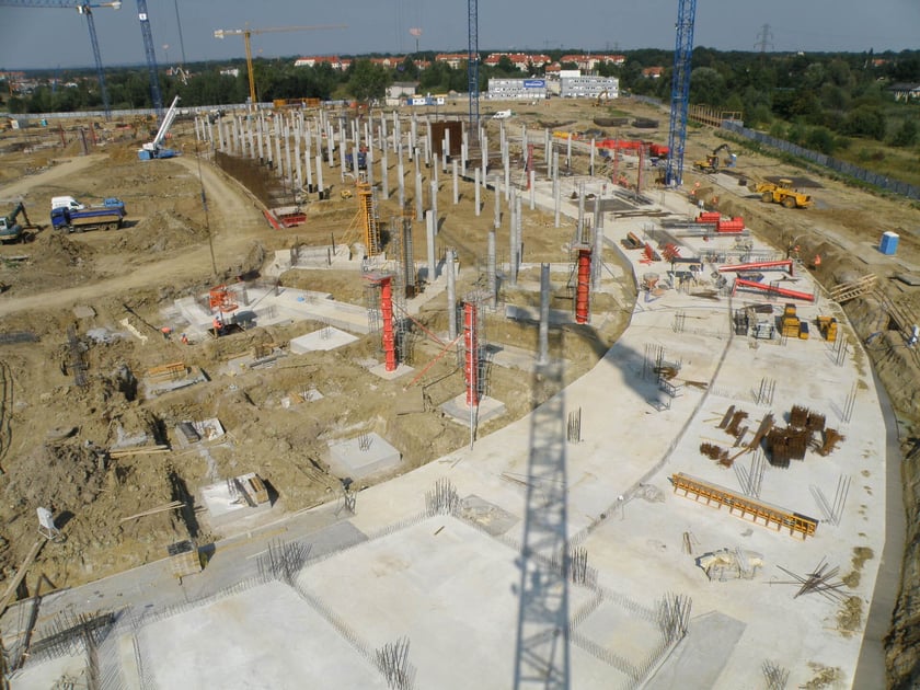 Budowa Tarczyński Areny we Wrocławiu w latach 2009-2011