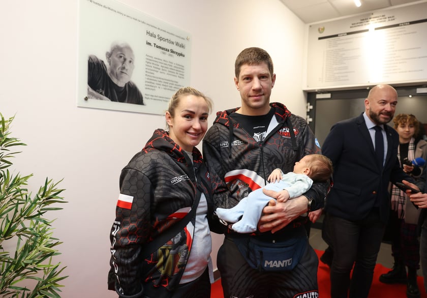 Uroczystość nadania imienia Tomasza Skrzypka hali sportów walki przy ul. Racławickiej