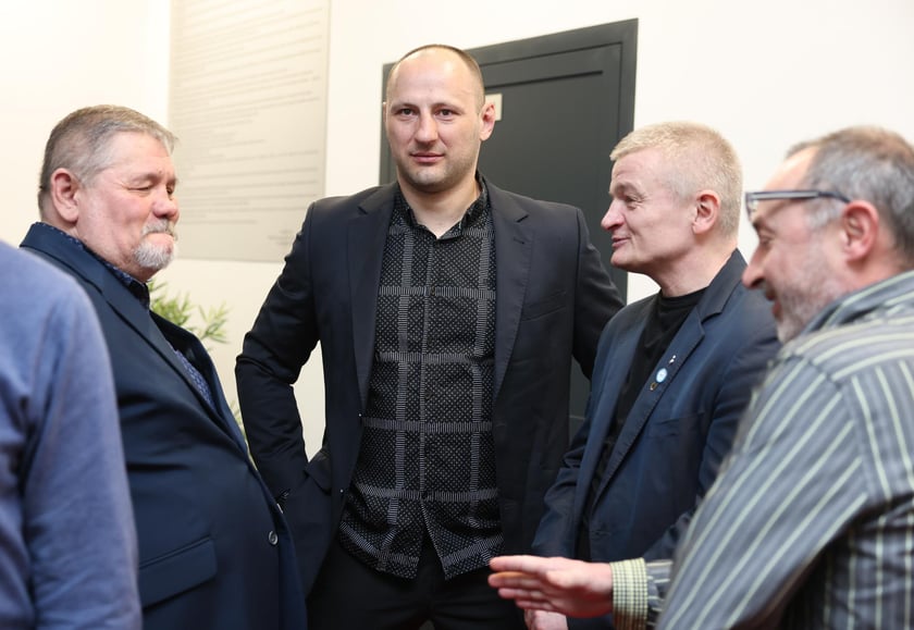 Uroczystość nadania imienia Tomasza Skrzypka hali sportów walki przy ul. Racławickiej