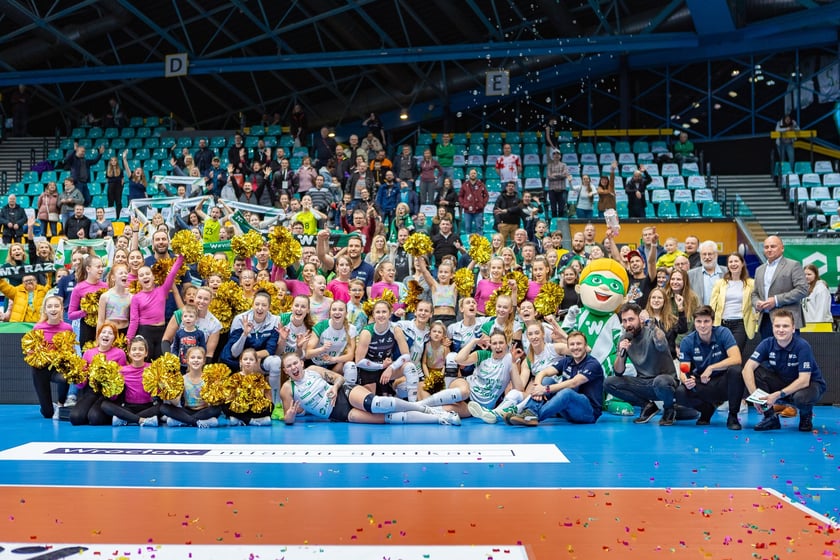 Zdjęcia kibiców z meczu #VolleyWrocław - Budowlani Łódź