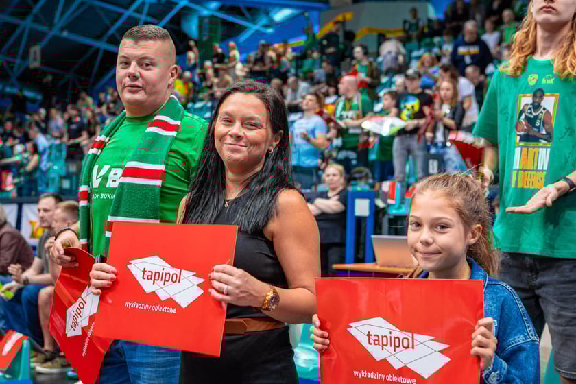 Kibice na meczu Śląska Wrocław z drużyną Arriva Polski Cukier Toruń w Orbicie