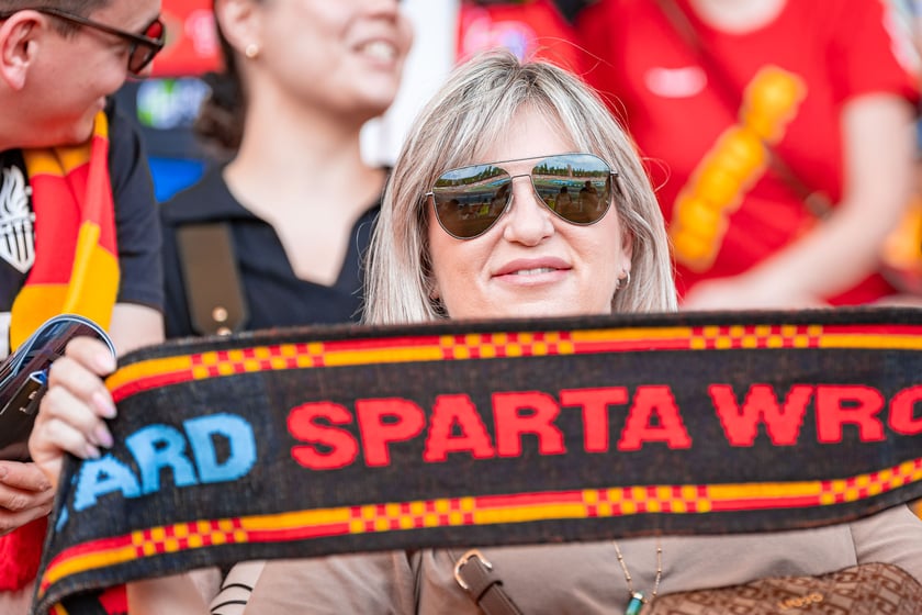 Kibice na meczu Sparta Wrocław - Stal Gorzów Wielkopolski 26 maja na Olimpijskim