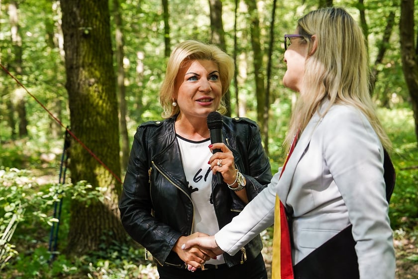 Uczestnicy mistrzostw w joggingu i nordic walking  w parku Zachodnim, 15 czerwca 2024 r.