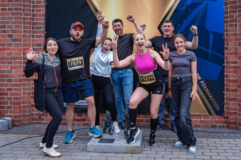 10. PKO Nocny Wrocław Półmaraton – zobaczcie zdjęcia uczestników tuż przed startem