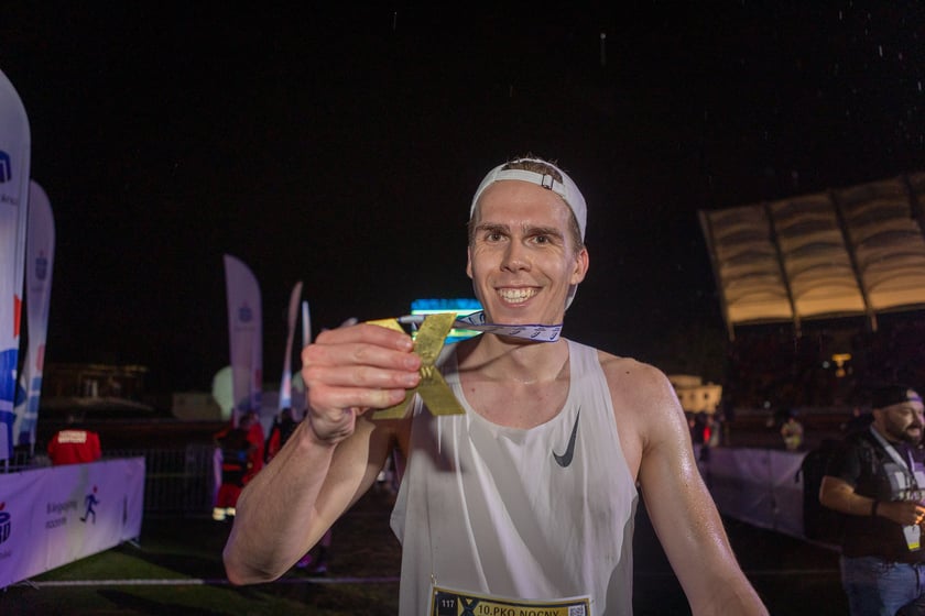 10. PKO Nocny Wrocław Półmaraton. Zdjęcia zawodników