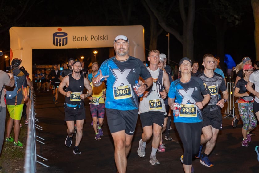 10. PKO Nocny Wrocław Półmaraton. Zdjęcia zawodników