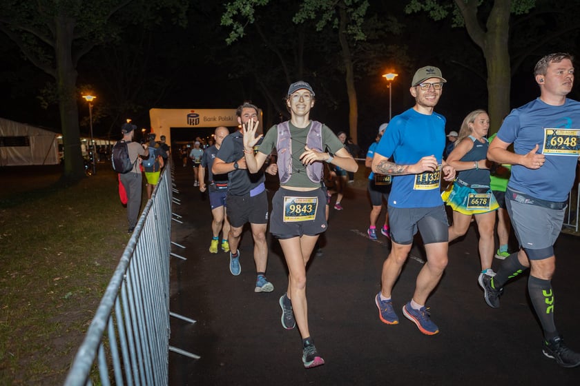 10. PKO Nocny Wrocław Półmaraton. Zdjęcia zawodników