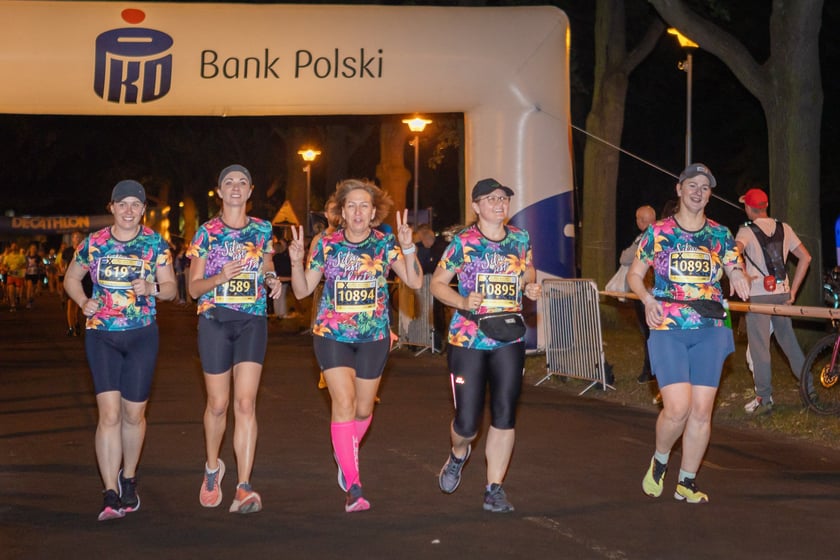 10. PKO Nocny Wrocław Półmaraton. Zdjęcia zawodników