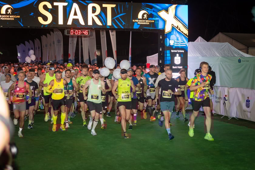 10. PKO Nocny Wrocław Półmaraton. Zdjęcia zawodników