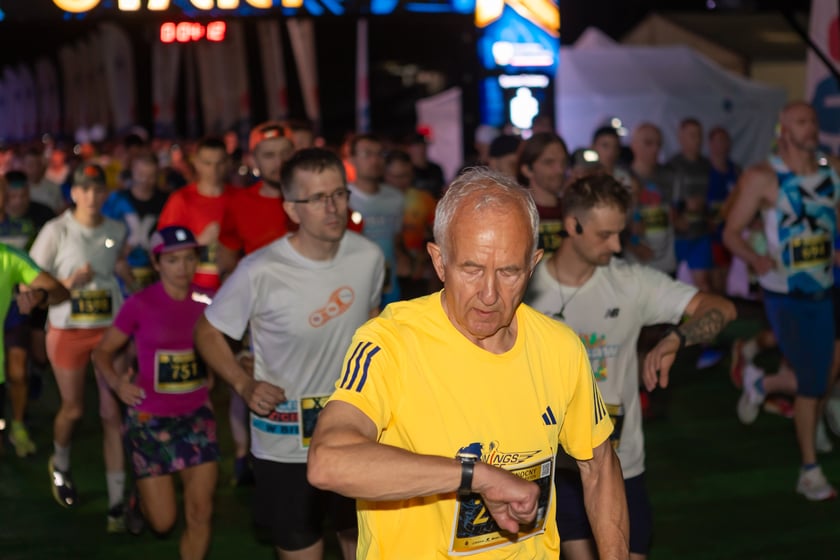 10. PKO Nocny Wrocław Półmaraton. Zdjęcia zawodników