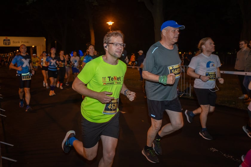 10. PKO Nocny Wrocław Półmaraton. Zdjęcia zawodników