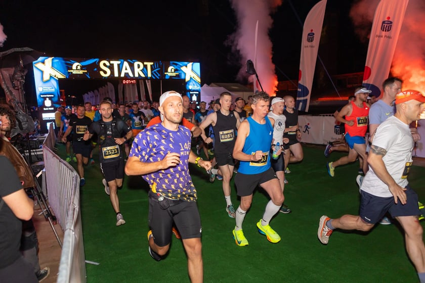 10. PKO Nocny Wrocław Półmaraton. Zdjęcia zawodników