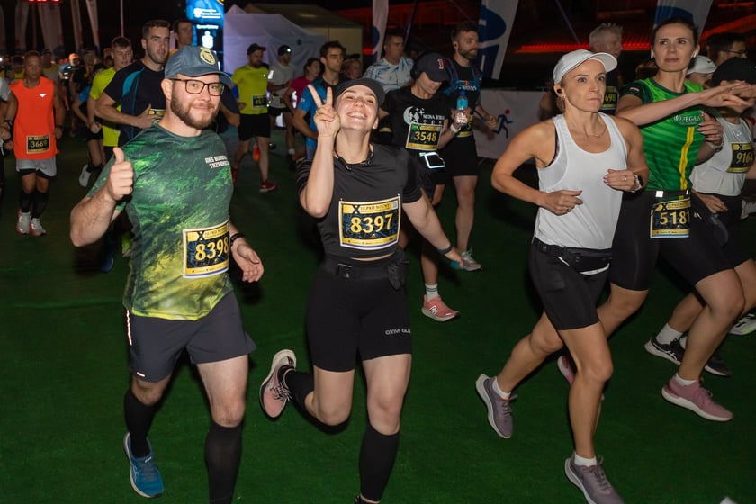 10. PKO Nocny Wrocław Półmaraton. Zdjęcia zawodników