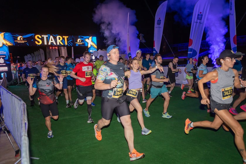 10. PKO Nocny Wrocław Półmaraton. Zdjęcia zawodników