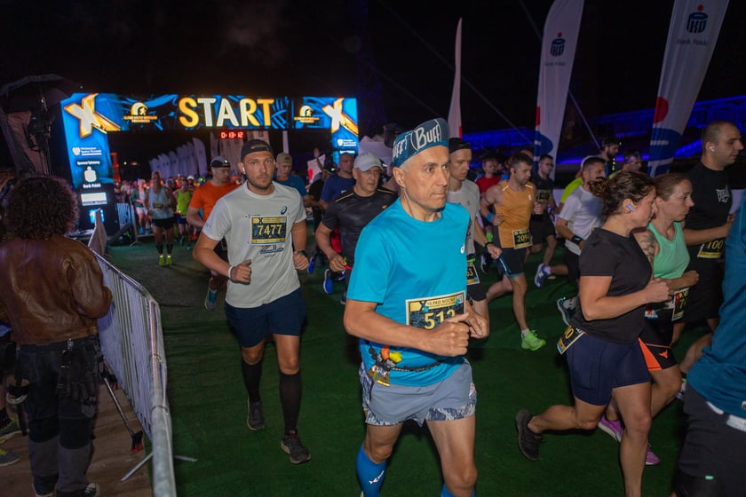 10. PKO Nocny Wrocław Półmaraton. Zdjęcia zawodników