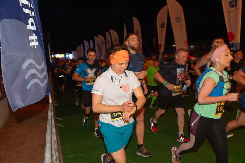 10. PKO Nocny Wrocław Półmaraton. Zdjęcia zawodników