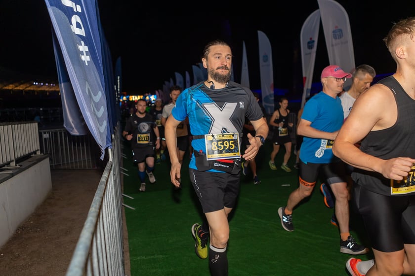 10. PKO Nocny Wrocław Półmaraton. Zdjęcia zawodników