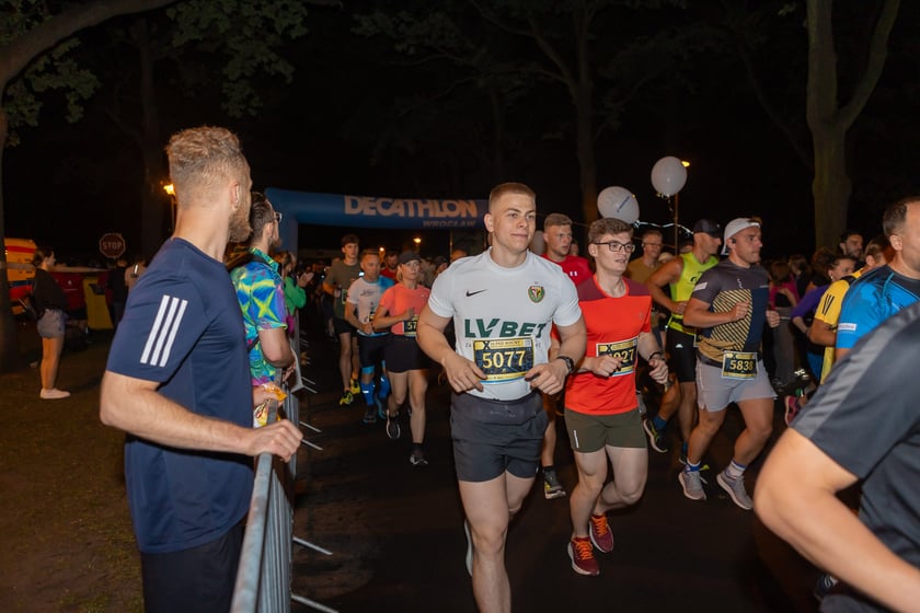 10. PKO Nocny Wrocław Półmaraton. Zdjęcia zawodników