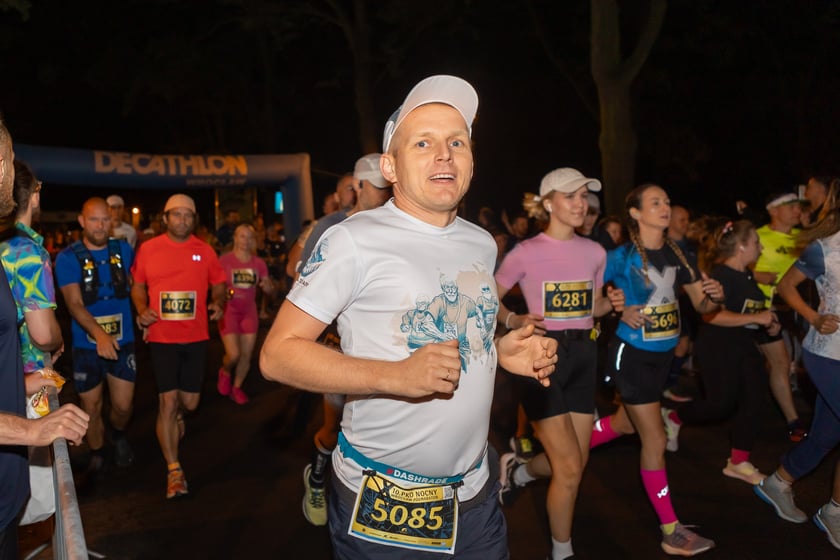 10. PKO Nocny Wrocław Półmaraton. Zdjęcia zawodników
