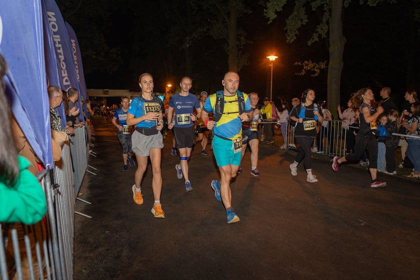 10. PKO Nocny Wrocław Półmaraton. Zdjęcia zawodników