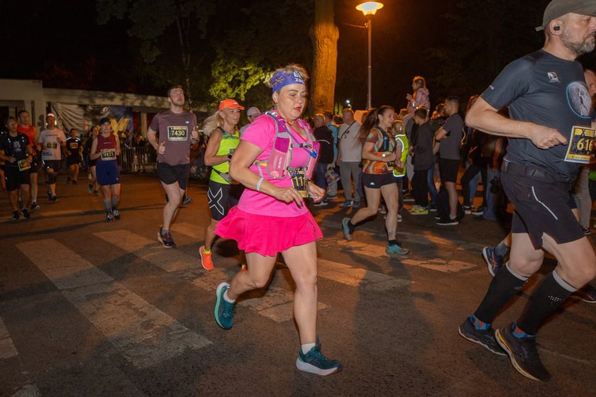 10. PKO Nocny Wrocław Półmaraton. Zdjęcia zawodników