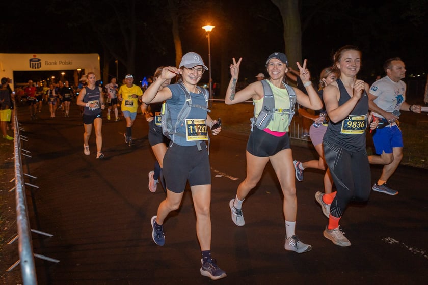 10. PKO Nocny Wrocław Półmaraton. Zdjęcia zawodników