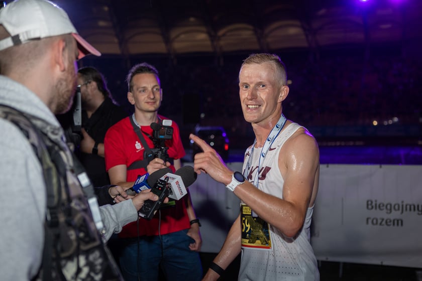 10. PKO Nocny Wrocław Półmaraton. Zdjęcia zawodników