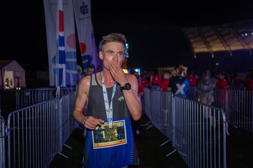 10. PKO Nocny Wrocław Półmaraton. Zdjęcia zawodników