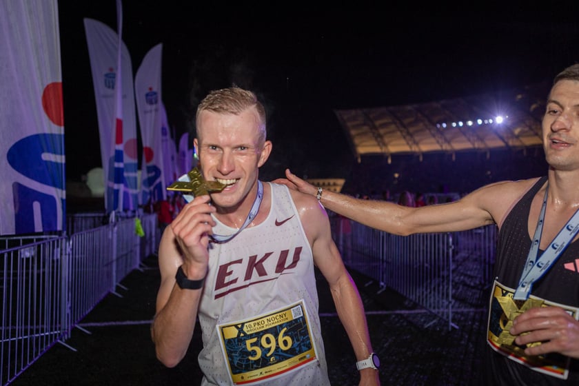 10. PKO Nocny Wrocław Półmaraton. Zdjęcia zawodników