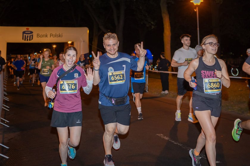 10. PKO Nocny Wrocław Półmaraton. Zdjęcia zawodników