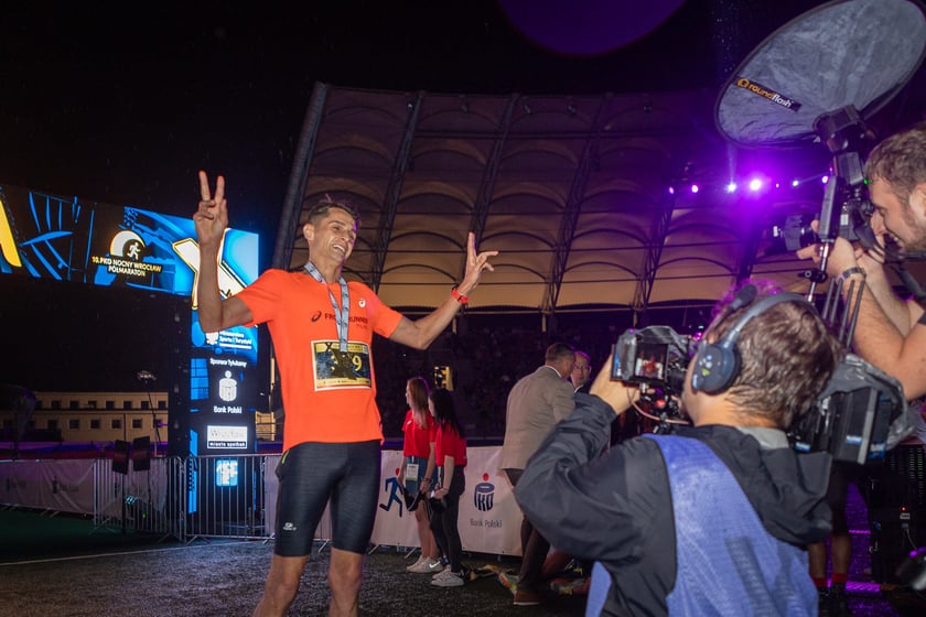 10. PKO Nocny Wrocław Półmaraton. Zdjęcia zawodników