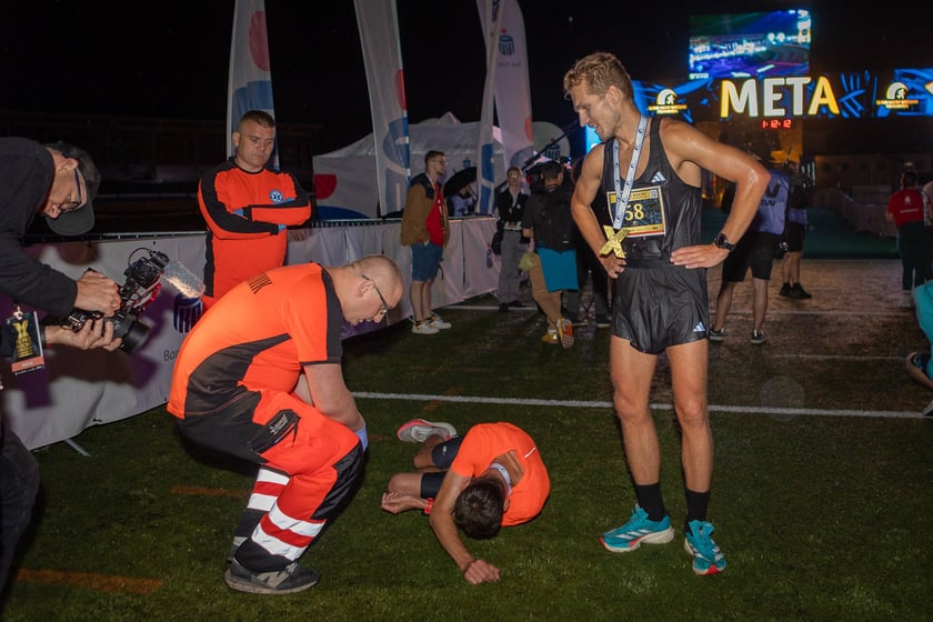 10. PKO Nocny Wrocław Półmaraton. Zdjęcia zawodników