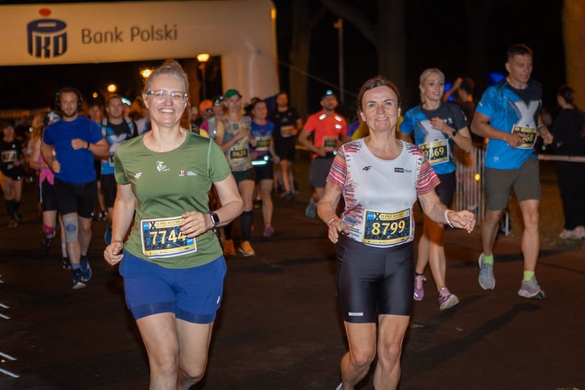 10. PKO Nocny Wrocław Półmaraton. Zdjęcia zawodników