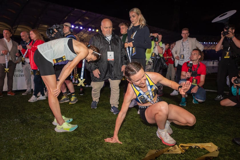 10. PKO Nocny Wrocław Półmaraton. Zdjęcia zawodników