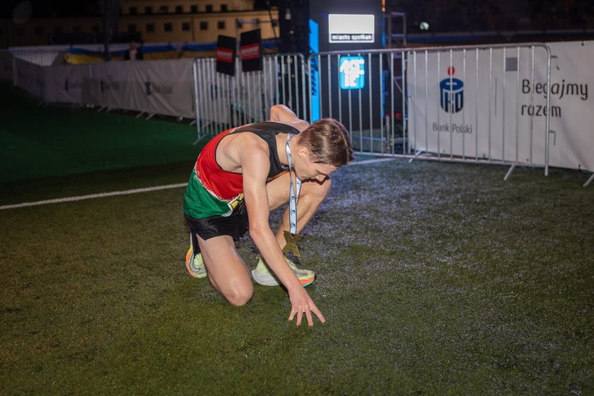 10. PKO Nocny Wrocław Półmaraton. Zdjęcia zawodników