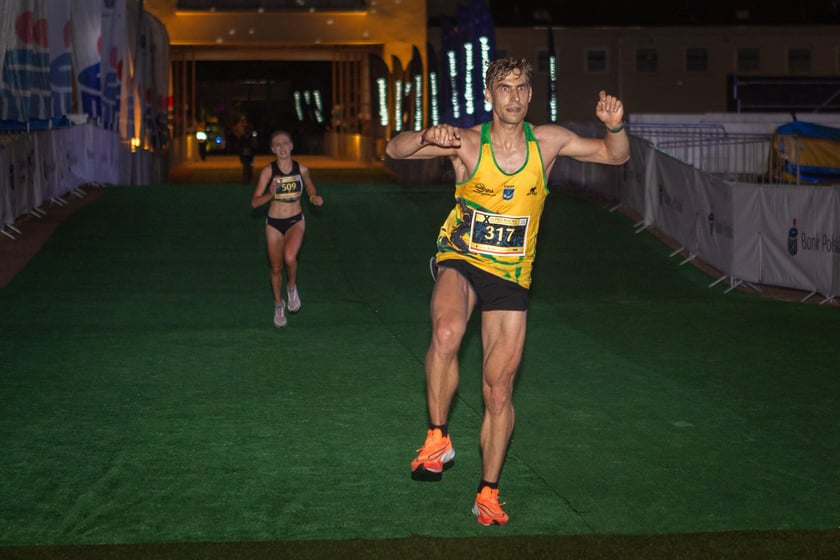 10. PKO Nocny Wrocław Półmaraton. Zdjęcia zawodników