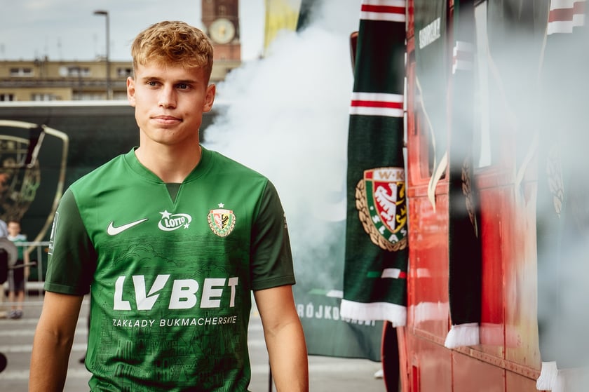 Oficjalna prezentacja pierwszego zespołu Śląska Wrocław. Plac Wolności we Wrocławiu