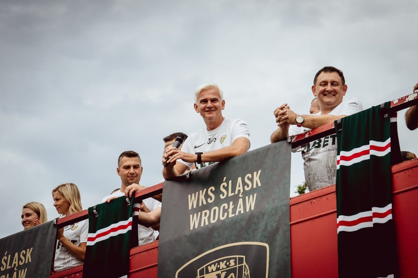 Oficjalna prezentacja pierwszego zespołu Śląska Wrocław. Plac Wolności we Wrocławiu