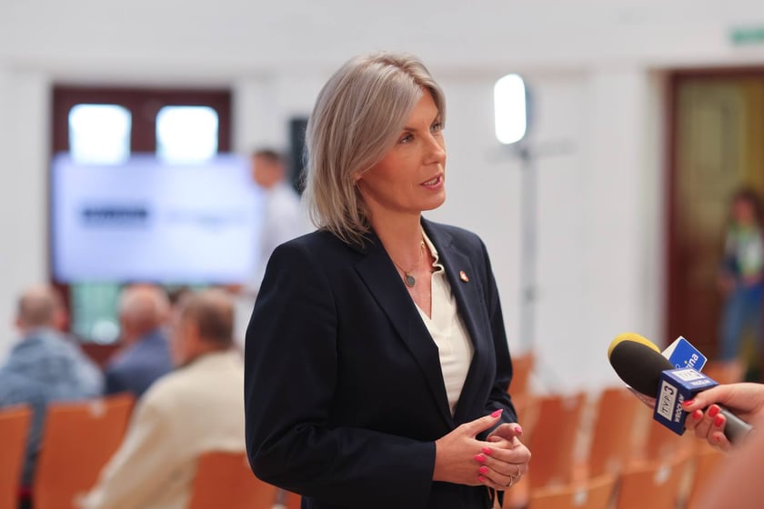 Zdjęcie z konferencji prasowej poświęconej 81. Tour de Pologne (1 sierpnia, Hala Stulecia)
