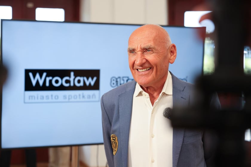 Zdjęcie z konferencji prasowej poświęconej 81. Tour de Pologne (1 sierpnia, Hala Stulecia)