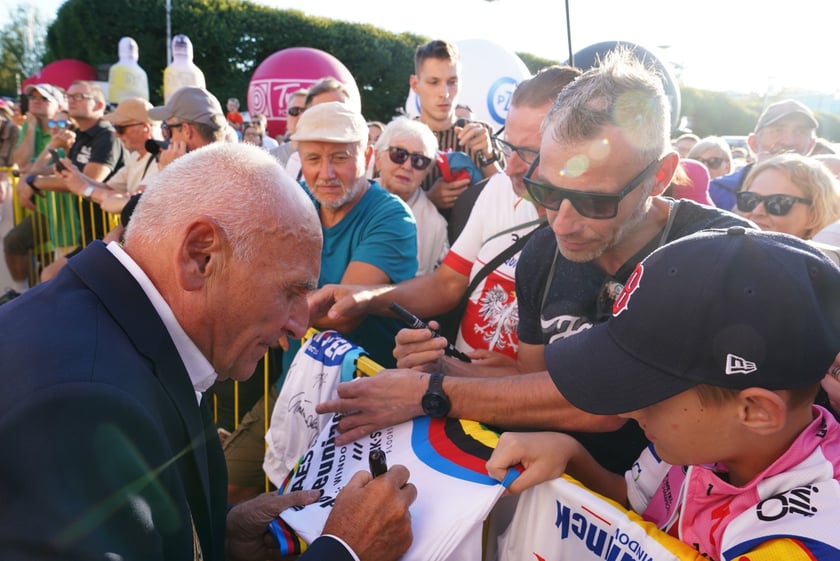 Oficjalna prezentacja drużyn 81. Tour de Pologne