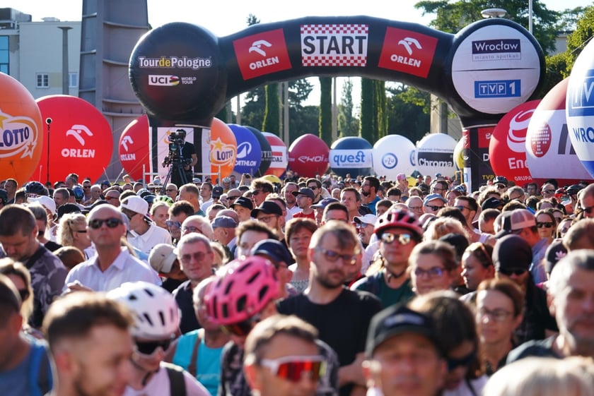 Oficjalna prezentacja drużyn 81. Tour de Pologne