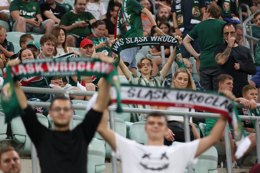 Zdjęcia kibiców z meczu WKS Śląsk Wrocław - FC St. Gallen