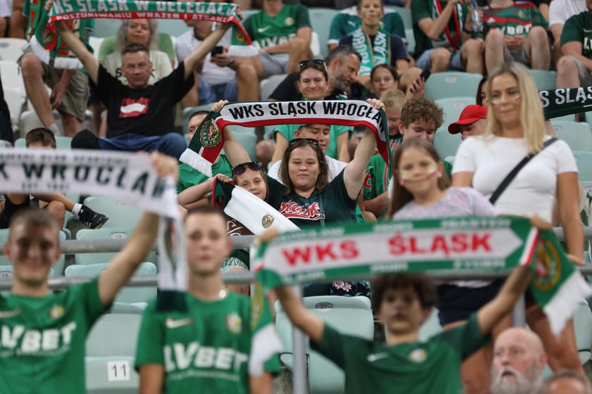 Zdjęcia kibiców z meczu WKS Śląsk Wrocław - FC St. Gallen