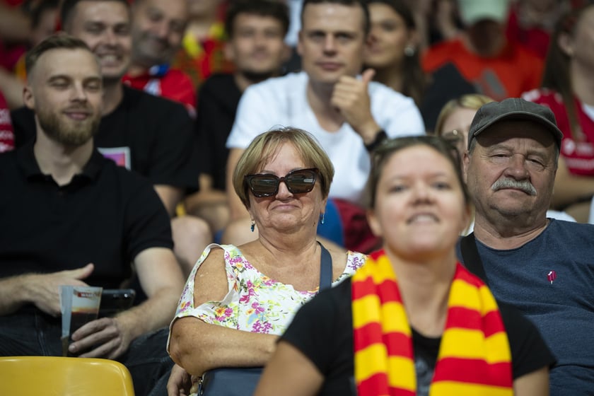 Kibice podczas meczu Betard Sparta Wrocław - GKM Grudziądz na Stadionie Olimpijskim