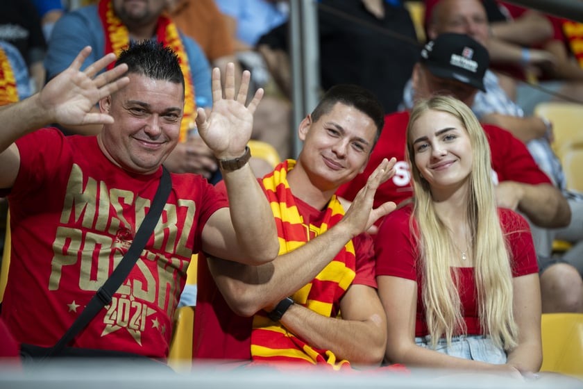 Kibice podczas meczu Betard Sparta Wrocław - GKM Grudziądz na Stadionie Olimpijskim
