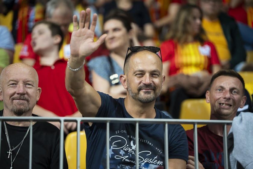 Kibice podczas meczu Betard Sparta Wrocław - GKM Grudziądz na Stadionie Olimpijskim